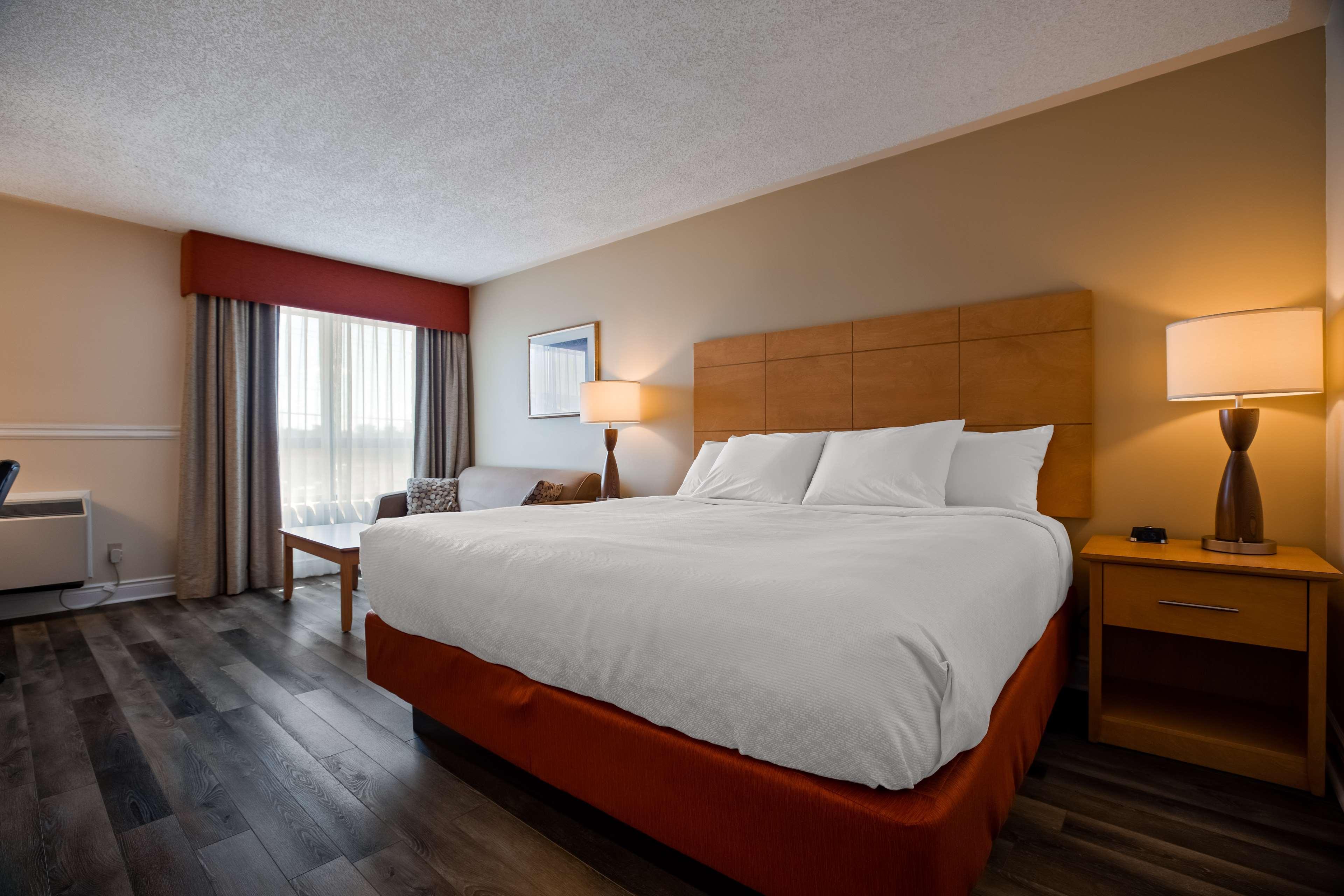 Best Western Smiths Falls Hotel Экстерьер фото