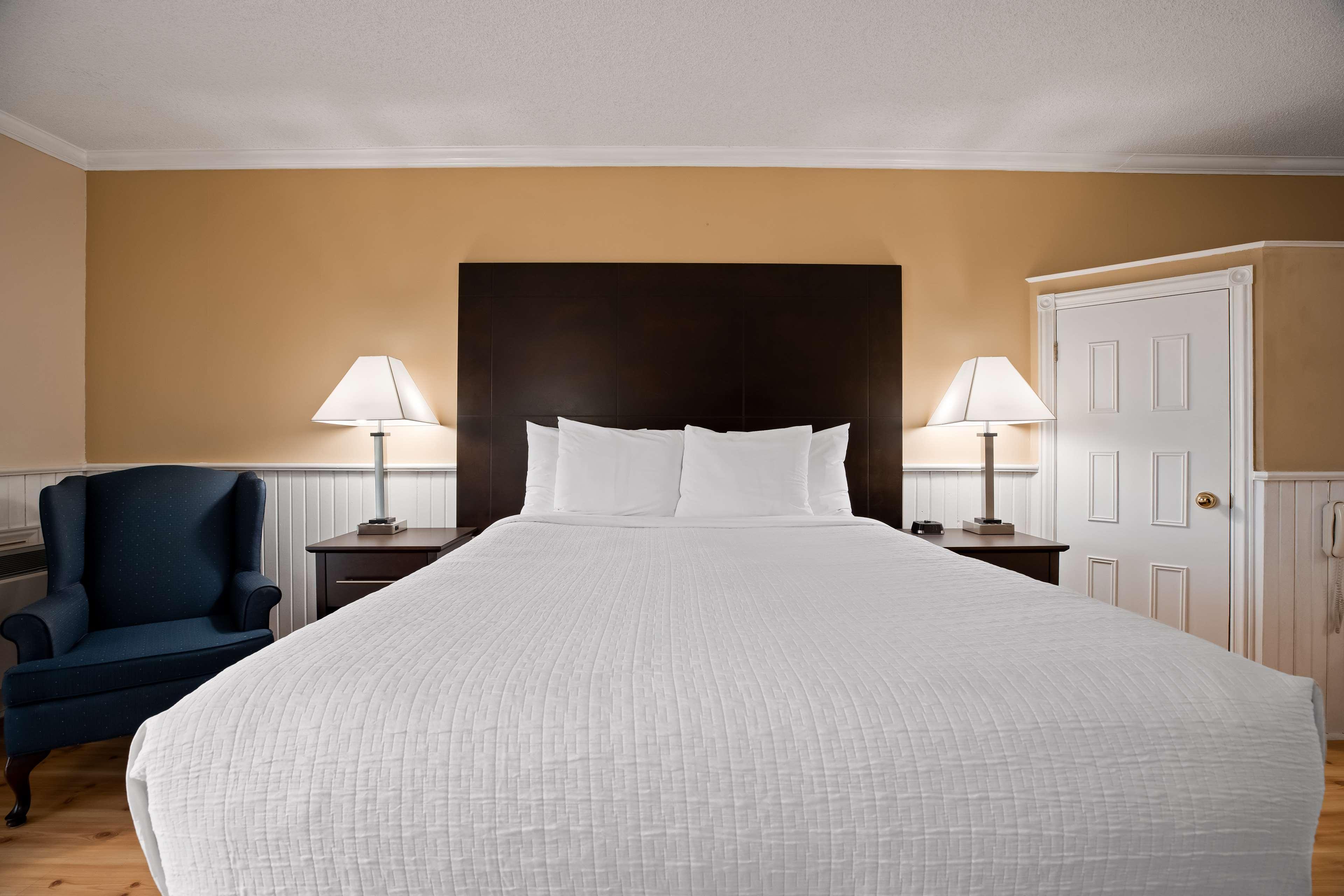 Best Western Smiths Falls Hotel Экстерьер фото
