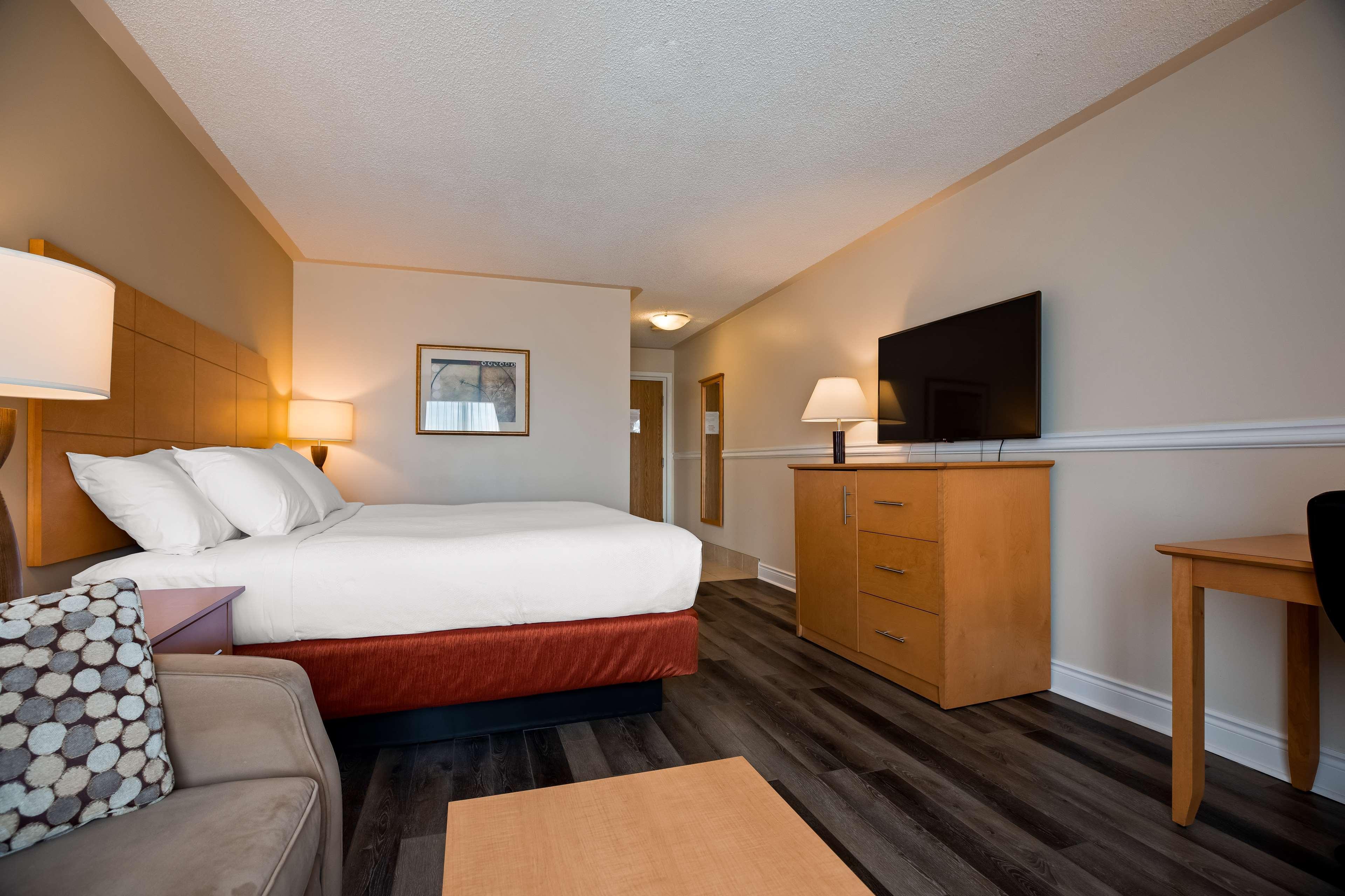 Best Western Smiths Falls Hotel Экстерьер фото