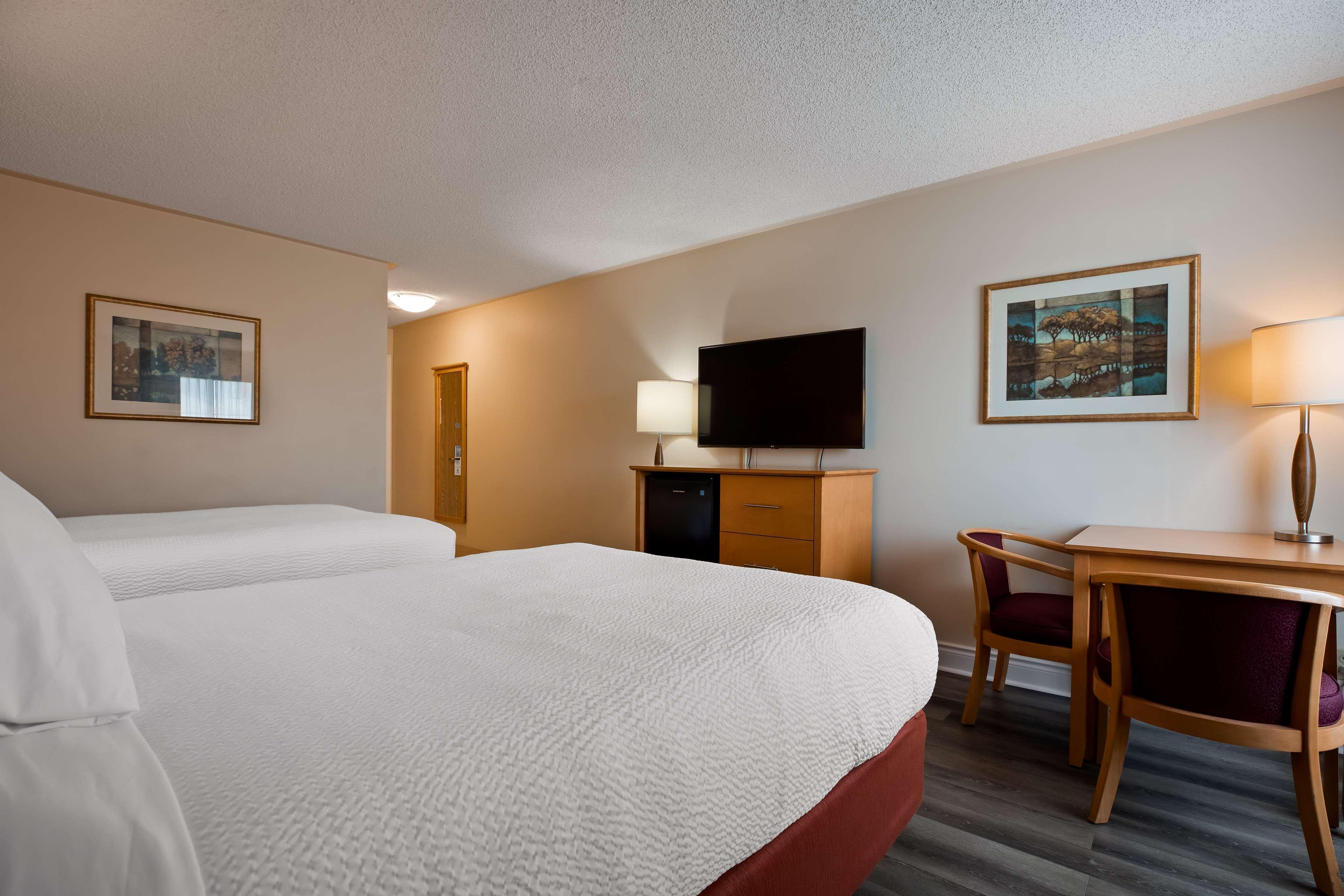 Best Western Smiths Falls Hotel Экстерьер фото