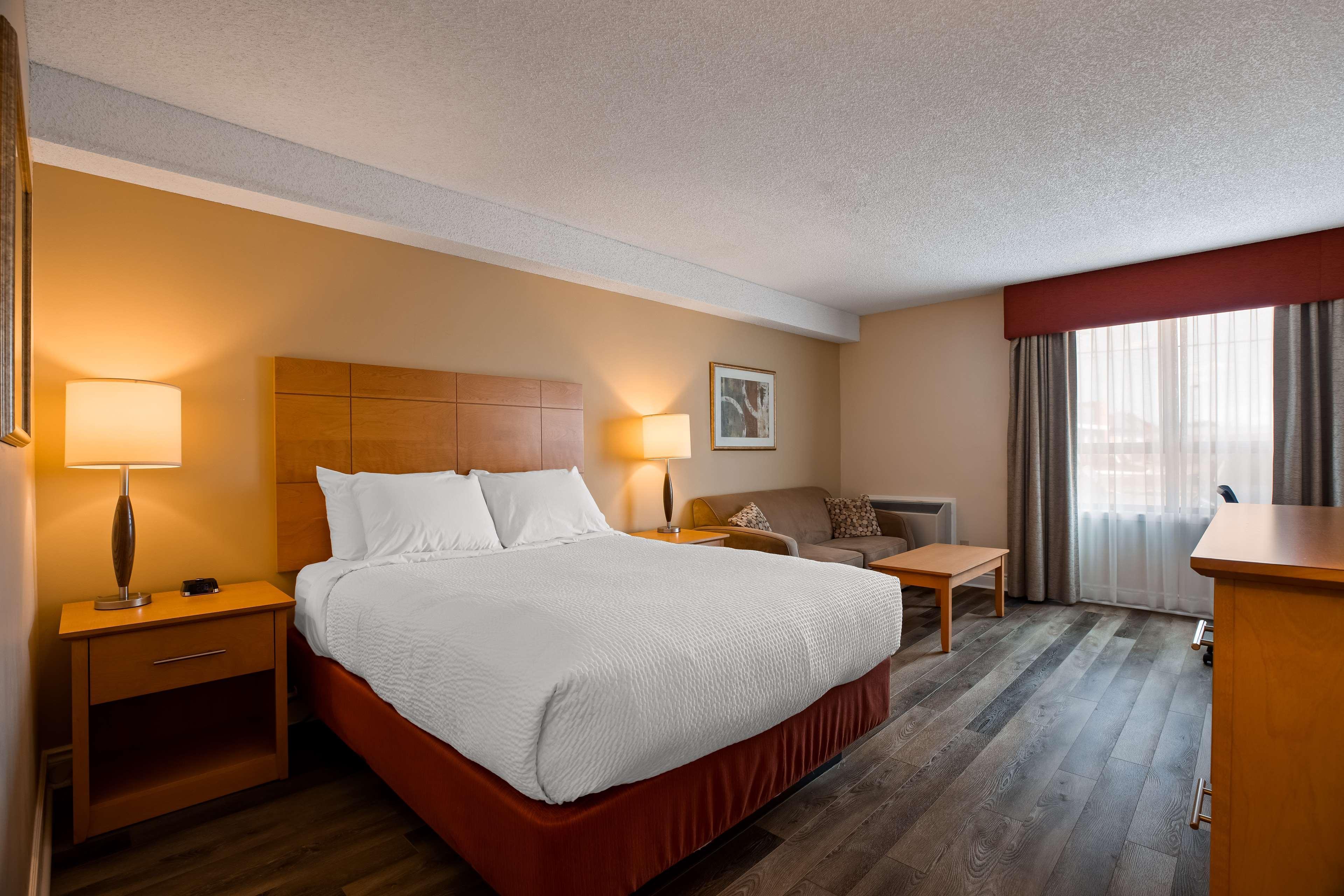 Best Western Smiths Falls Hotel Экстерьер фото
