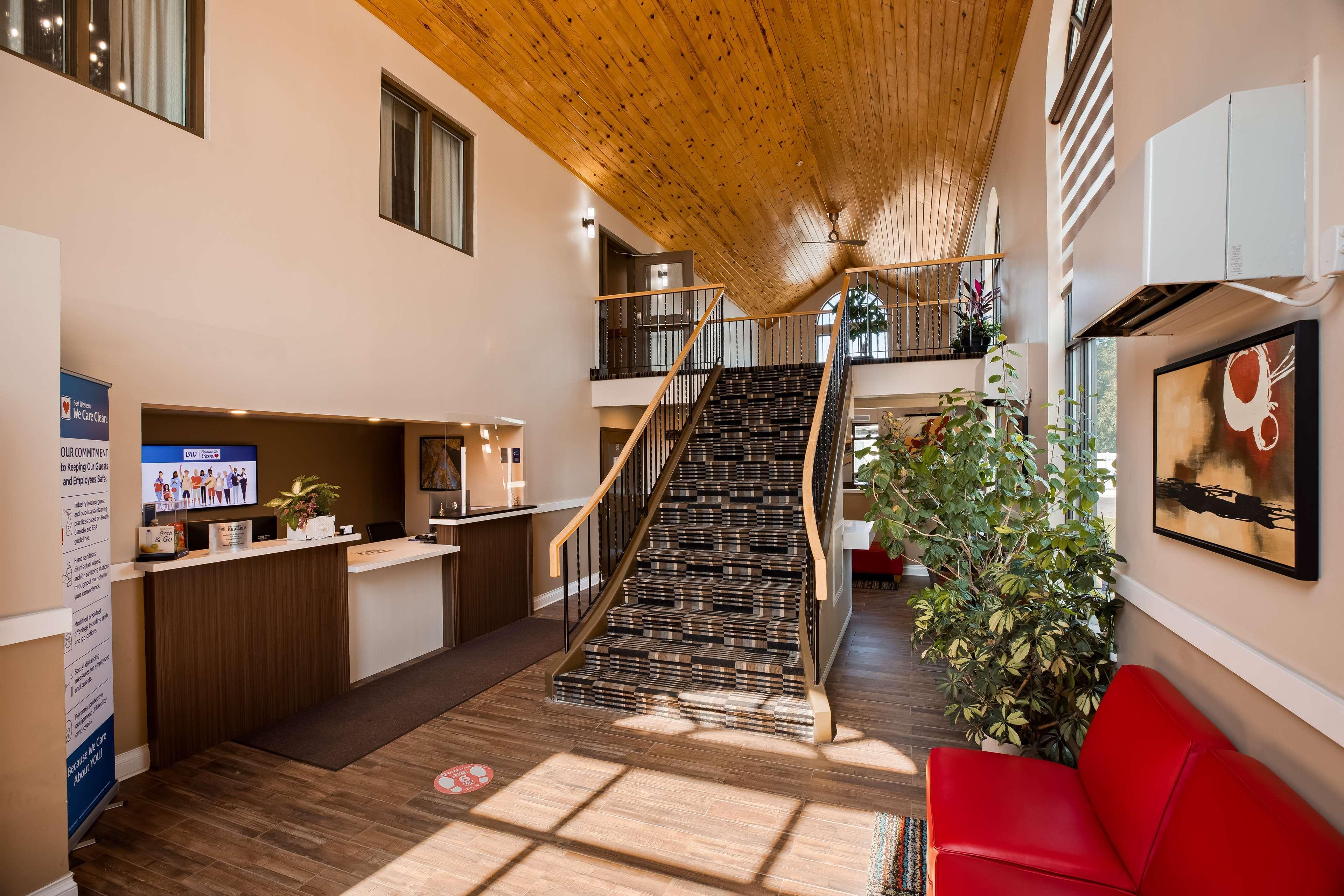Best Western Smiths Falls Hotel Экстерьер фото